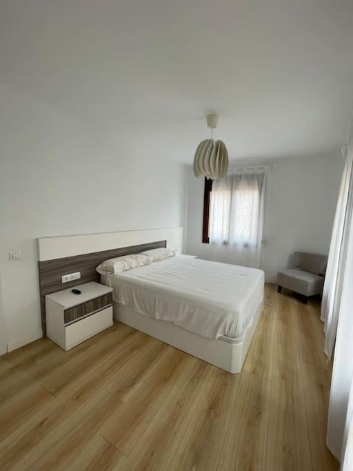 Apartamento Las Vistas Теруел Екстериор снимка